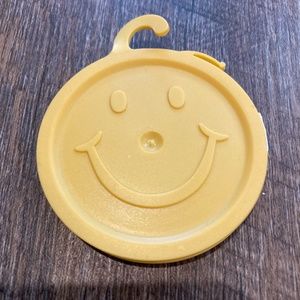 Smiley Face Helium Balloon Holder, Premium Ribbon Weight, Yellow